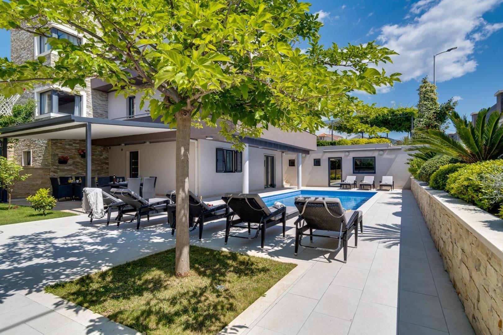 Luxury Villa Lucas With Heated Pool, Whirlpool, Sauna, 14 Pax Podstrana Exterior foto