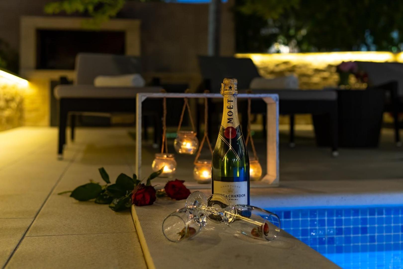 Luxury Villa Lucas With Heated Pool, Whirlpool, Sauna, 14 Pax Podstrana Exterior foto